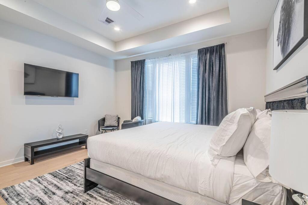 Charming 3-Bedroom Luxury Home Near Downtown, Nrg, Galleria & Medical Center Houston Eksteriør billede