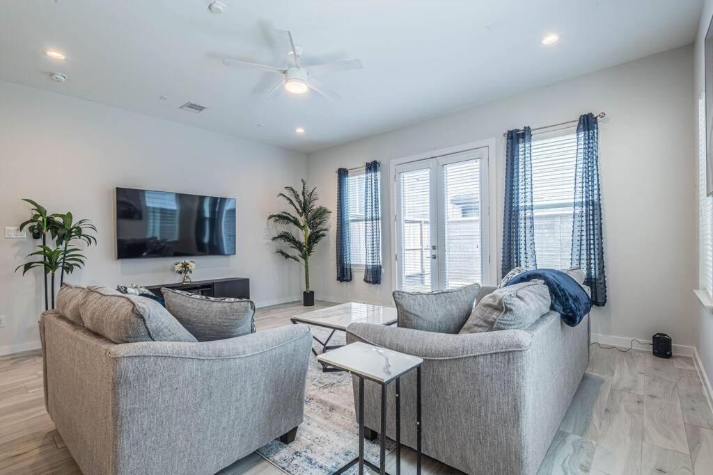 Charming 3-Bedroom Luxury Home Near Downtown, Nrg, Galleria & Medical Center Houston Eksteriør billede