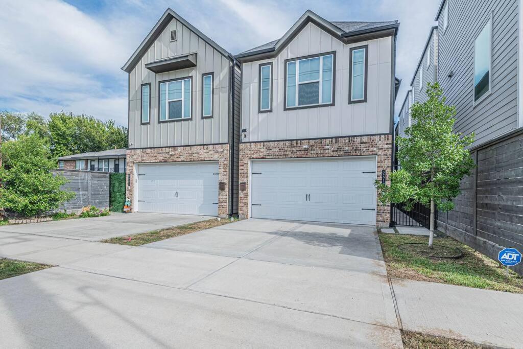 Charming 3-Bedroom Luxury Home Near Downtown, Nrg, Galleria & Medical Center Houston Eksteriør billede