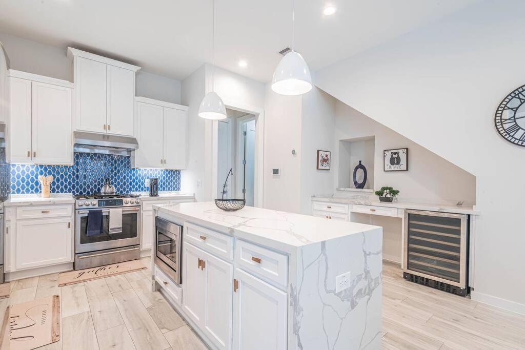Charming 3-Bedroom Luxury Home Near Downtown, Nrg, Galleria & Medical Center Houston Eksteriør billede
