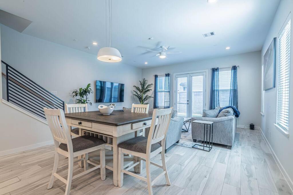 Charming 3-Bedroom Luxury Home Near Downtown, Nrg, Galleria & Medical Center Houston Eksteriør billede